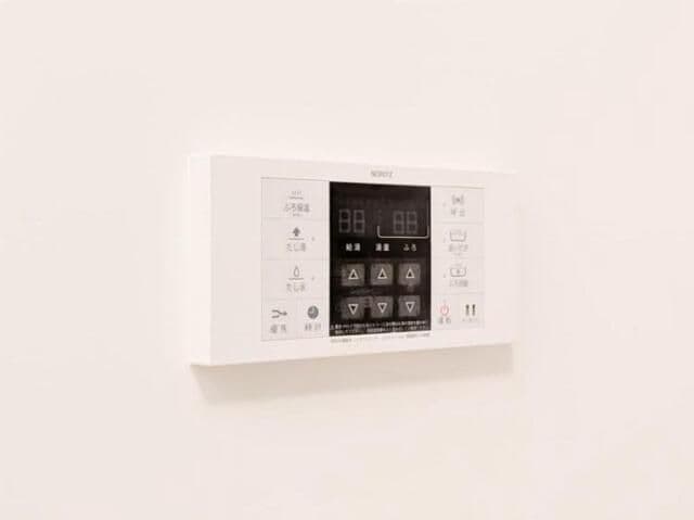 Room image 11