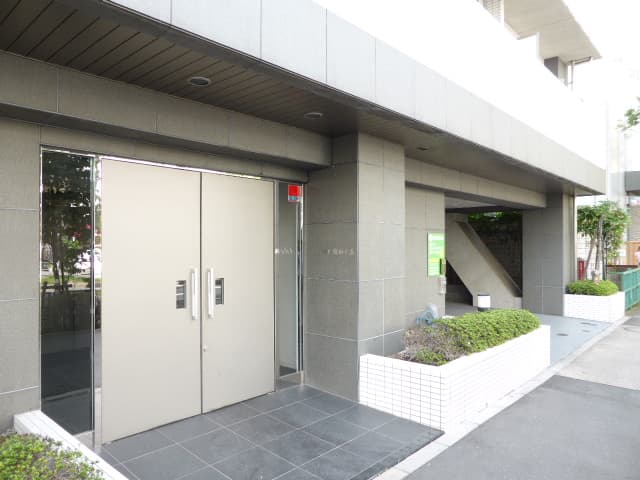 Room image 12