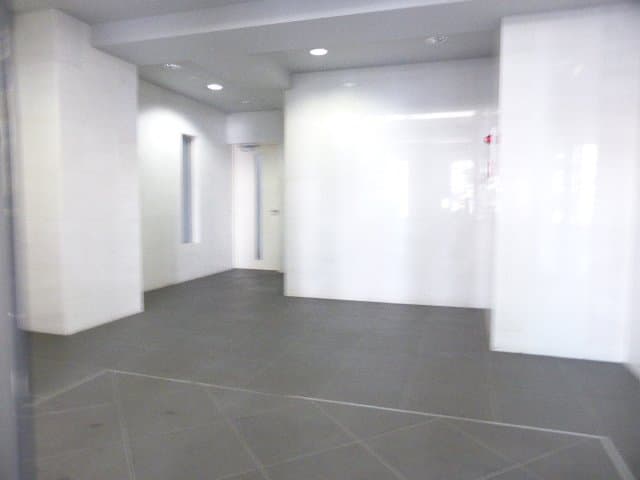 Room image 13