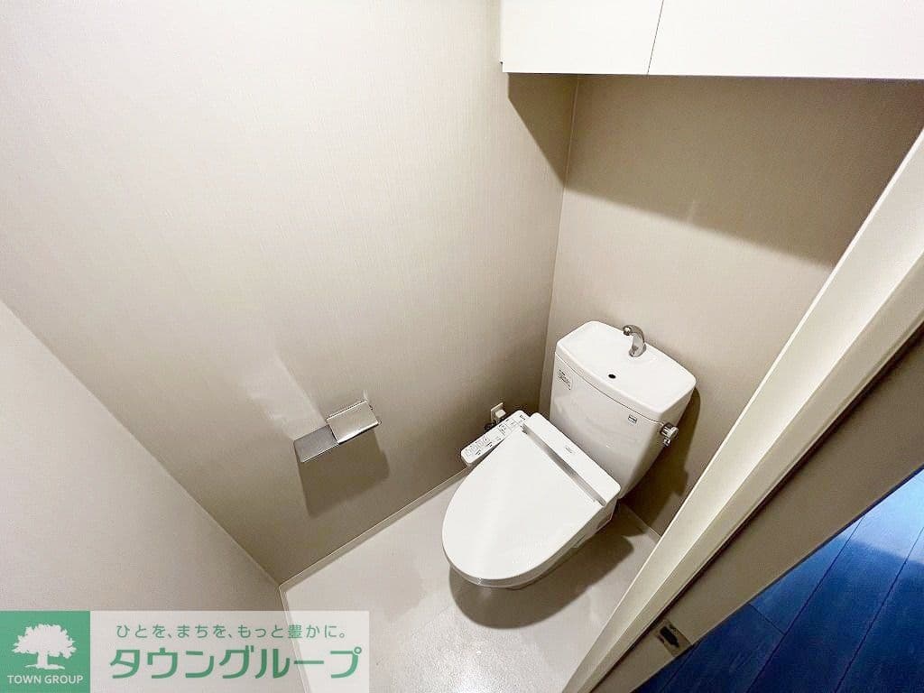 Room image 11