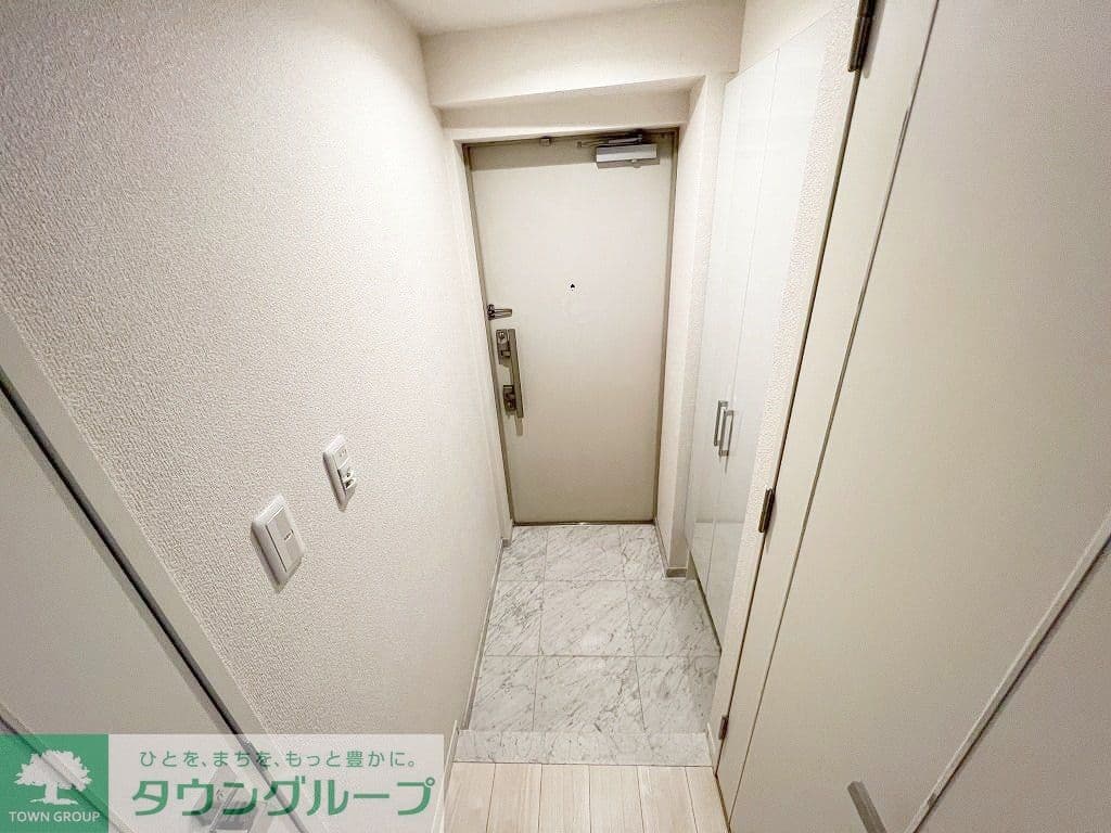 Room image 12