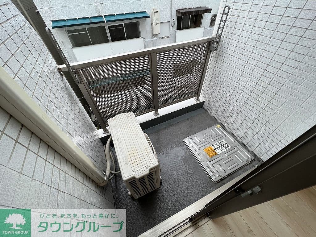Room image 9