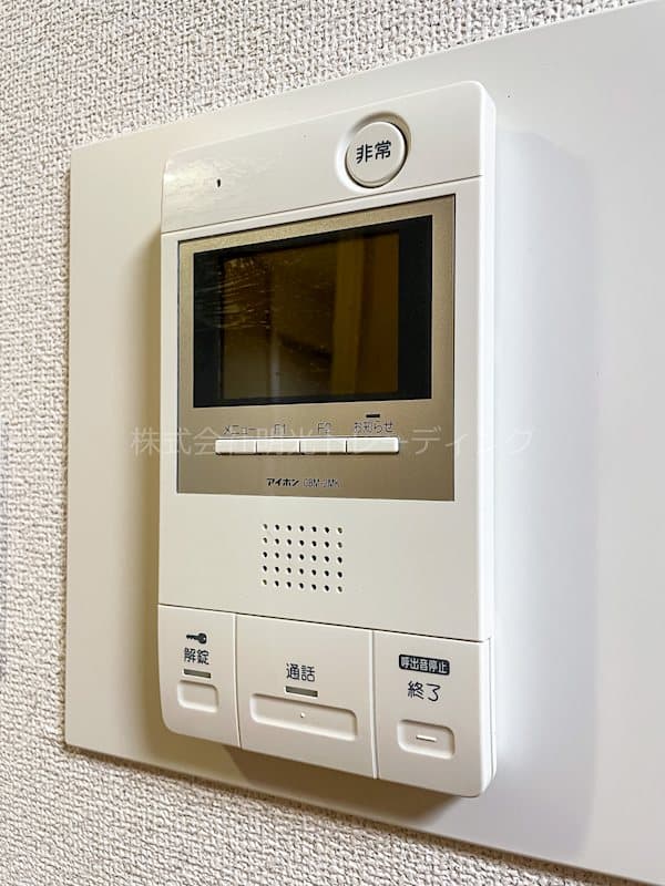 Room image 11
