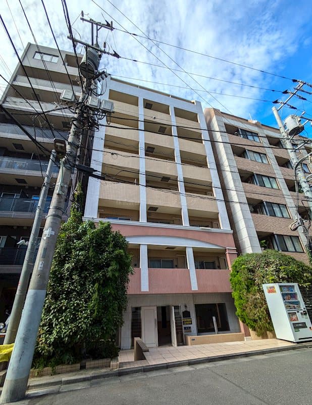 Main Image