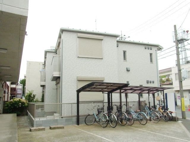 Main exterior of Espoir