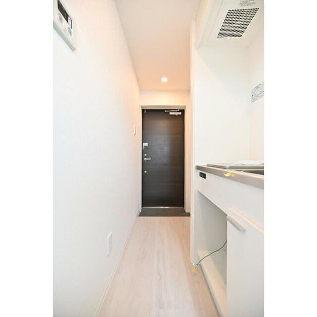 Room image 11