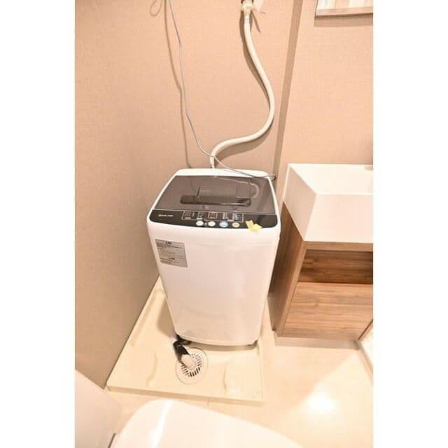 Room image 13