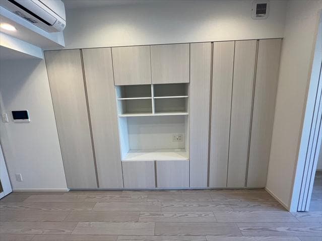 Room image 11