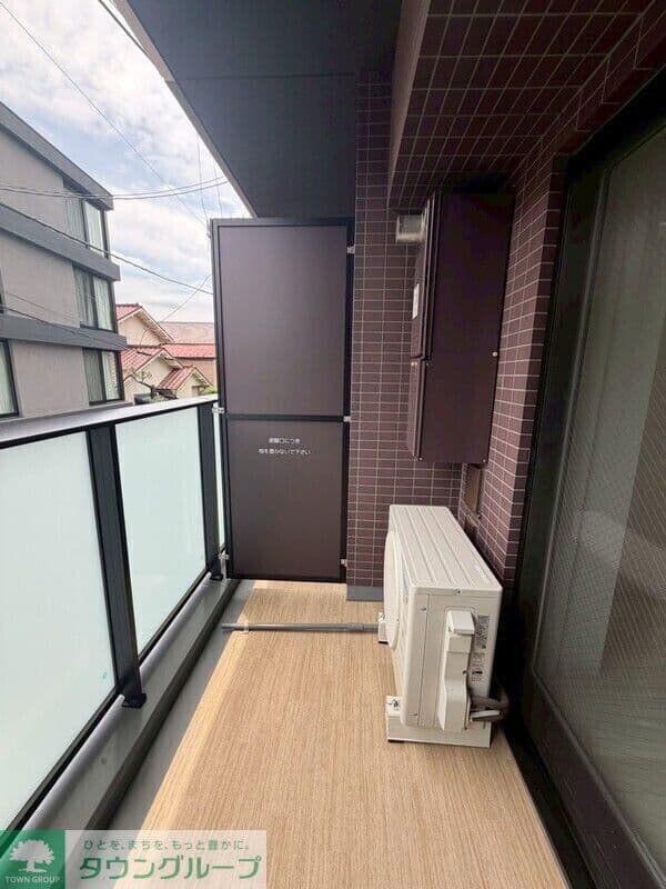 Room image 13
