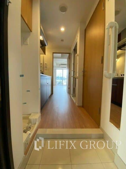 Room image 11
