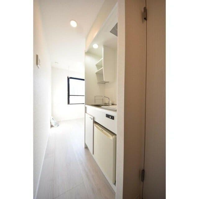 Room image 10