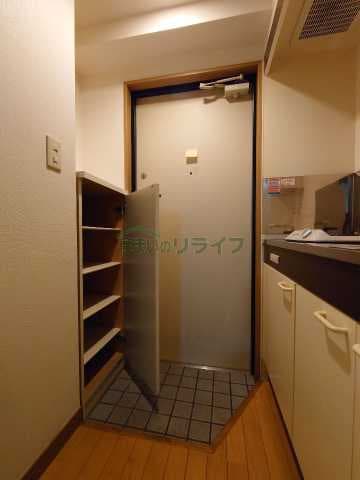 Room image 13