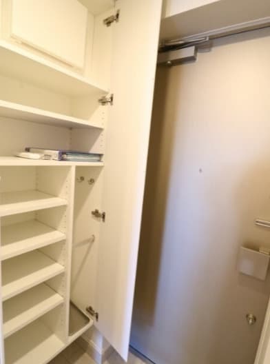 Room image 12