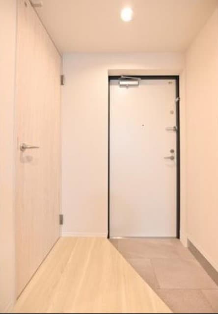 Room image 12