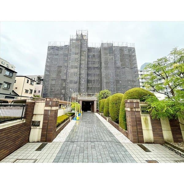 Main exterior of 06292691