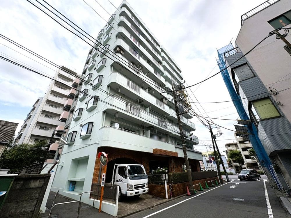 Main exterior of 06292698