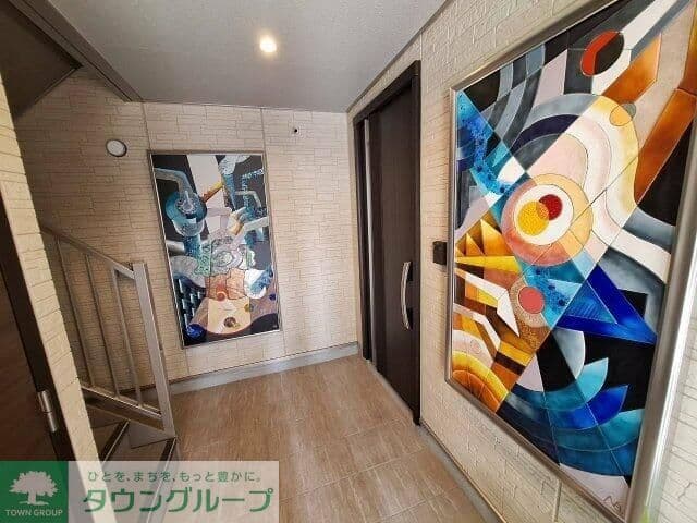 Room image 12