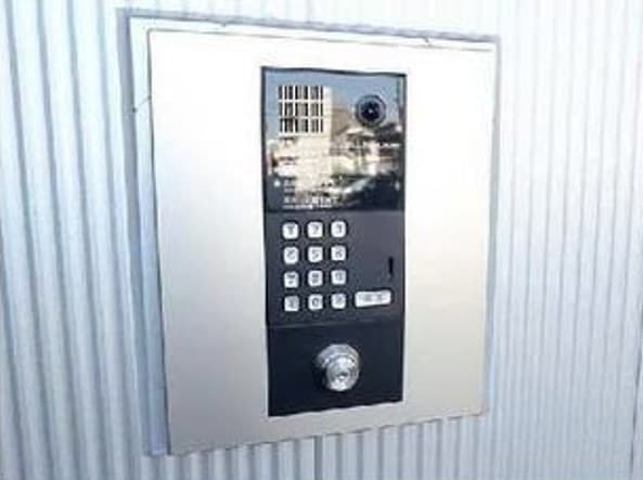 Room image 11
