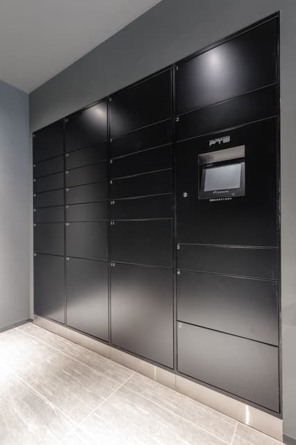 Room image 11
