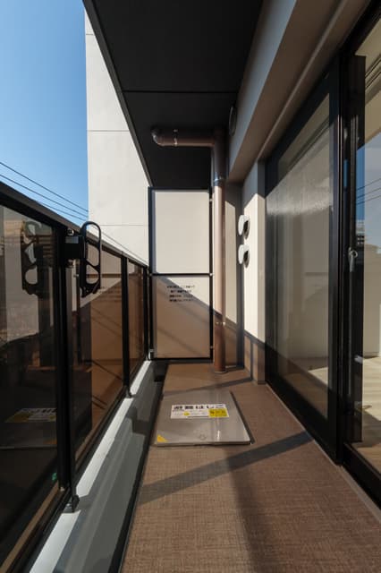 Room image 9