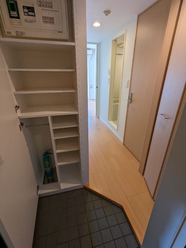 Room image 11
