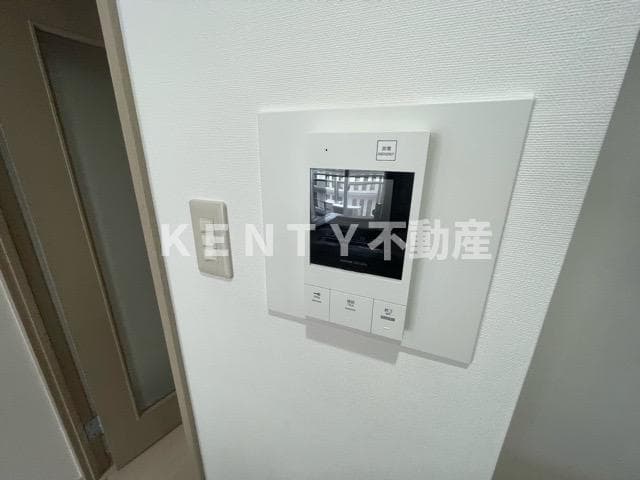 Room image 10