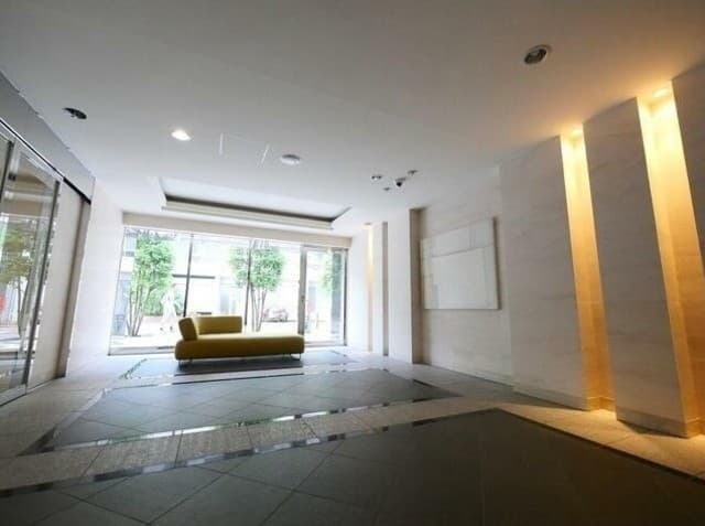 Room image 12