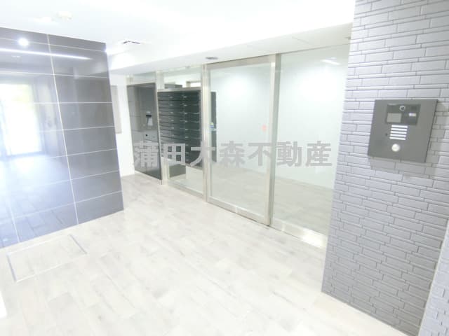 Room image 12
