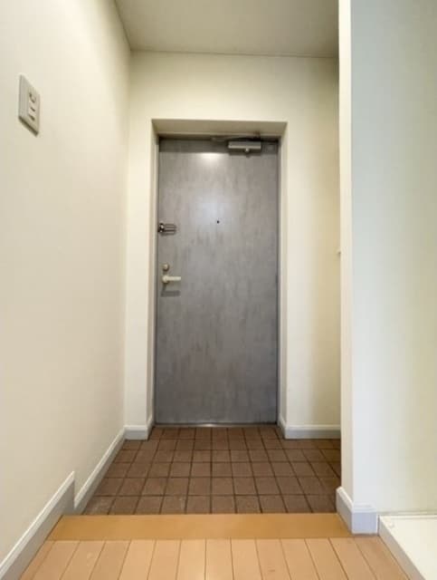 Room image 11
