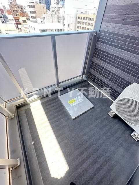 Room image 10