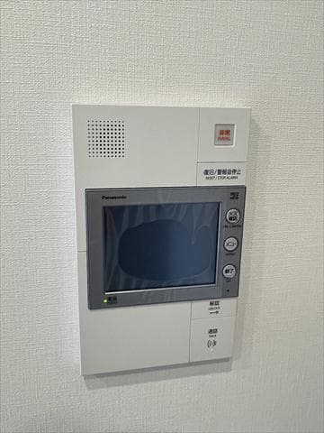 Room image 11