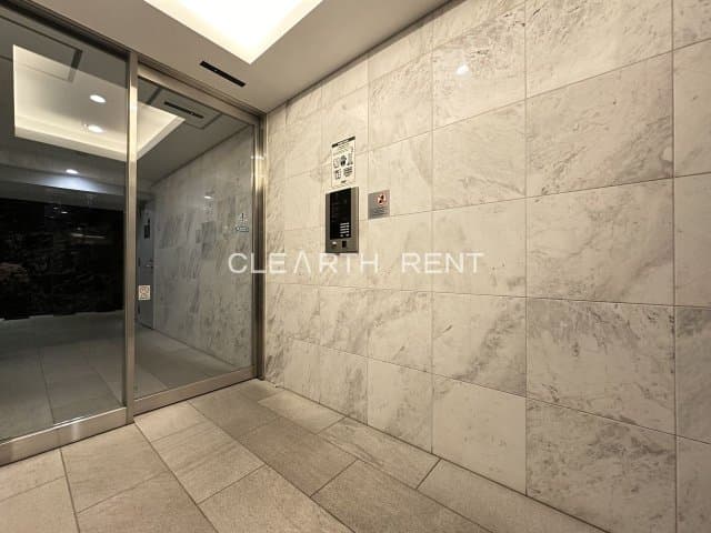 Room image 10