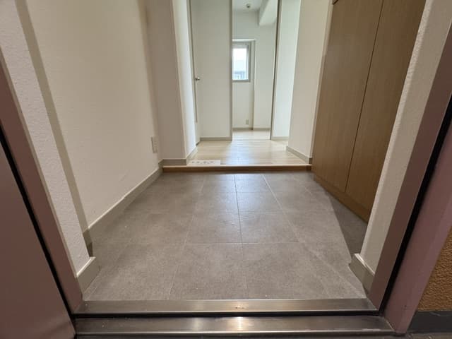 Room image 13