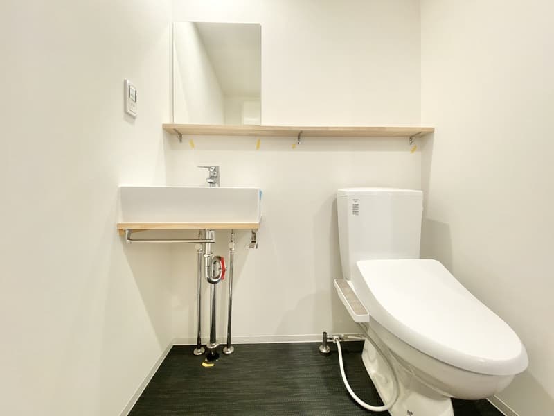 Room image 9