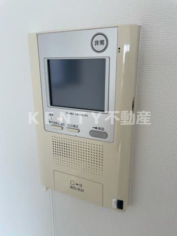 Room image 10