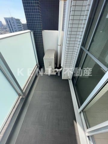 Room image 9