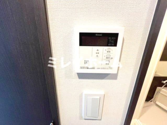 Room image 11