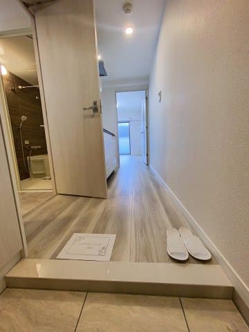 Room image 12