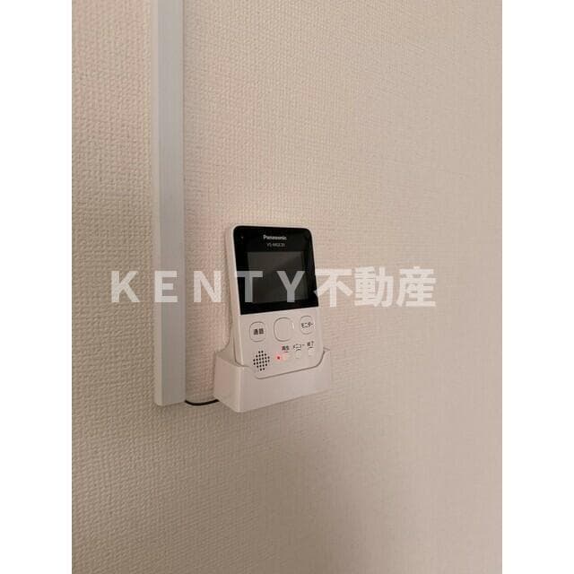 Room image 11