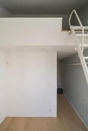 Room image 13
