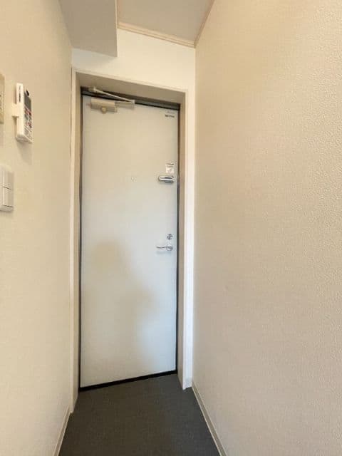 Room image 11