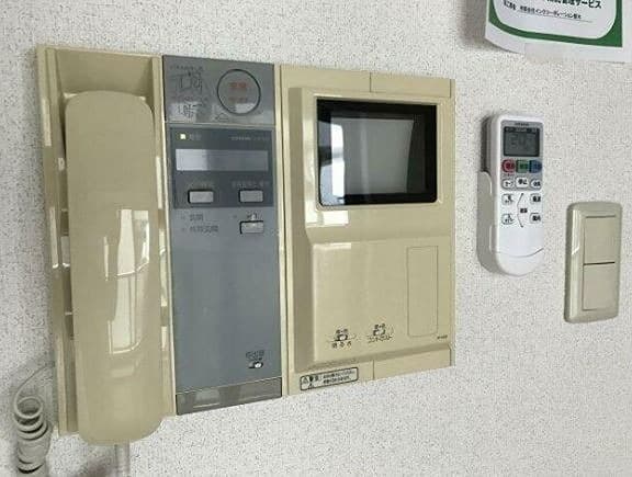 Room image 11