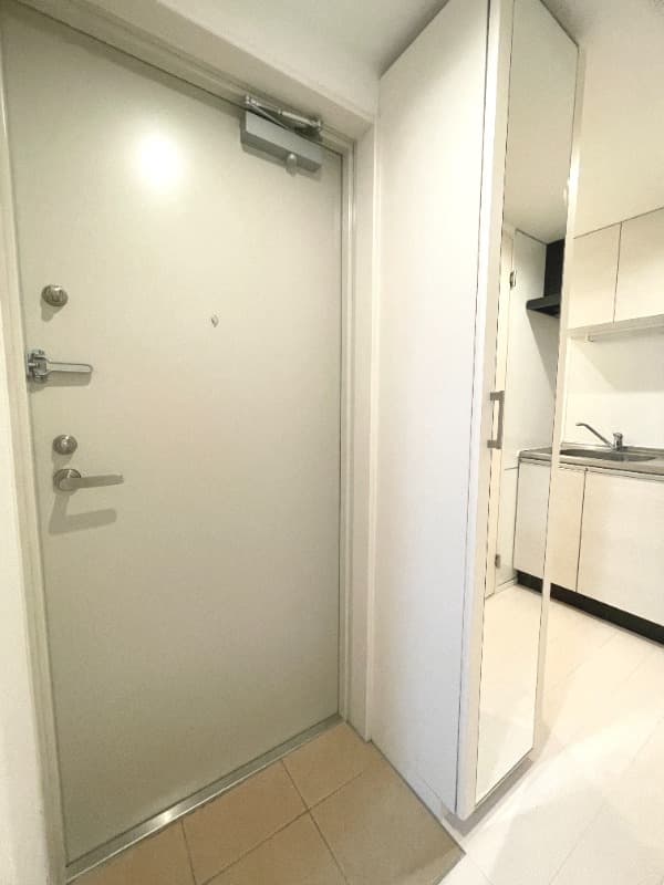 Room image 11