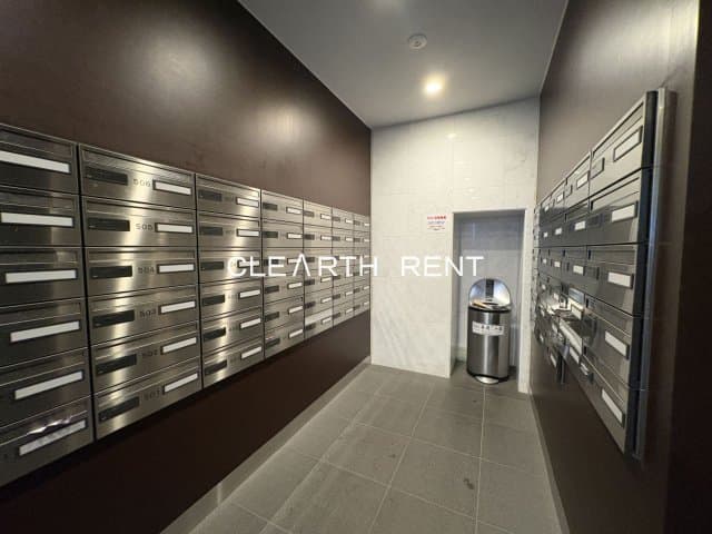 Room image 13