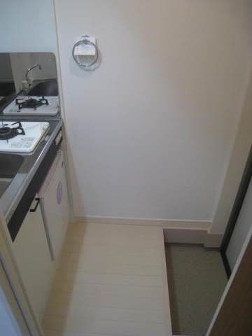 Room image 10