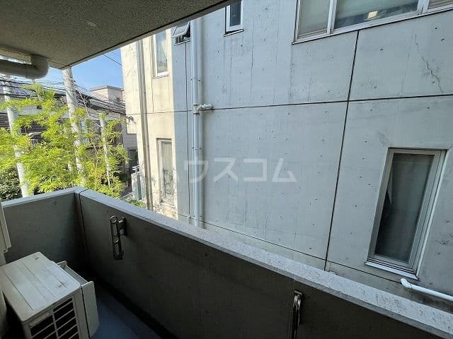 Room image 13