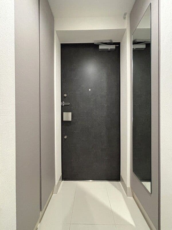 Room image 12