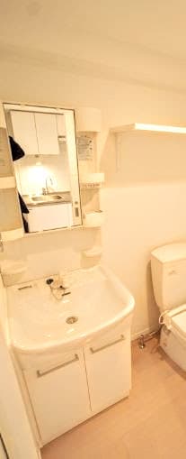Room image 9
