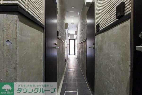 Room image 11