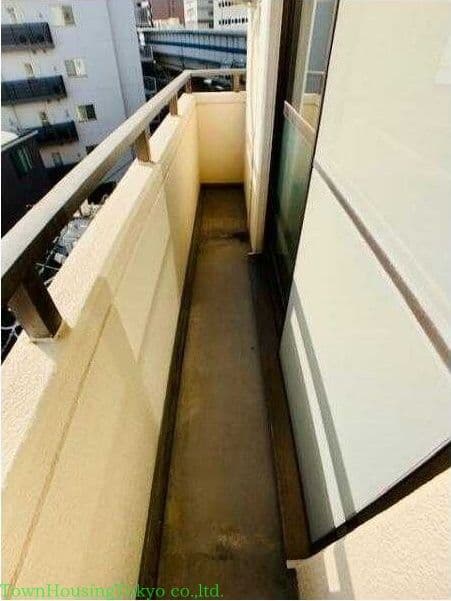 Room image 10